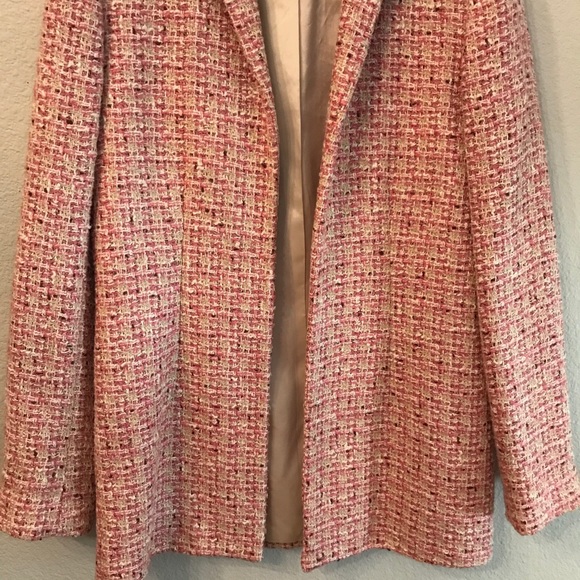 Beautiful blazer - Picture 4 of 4